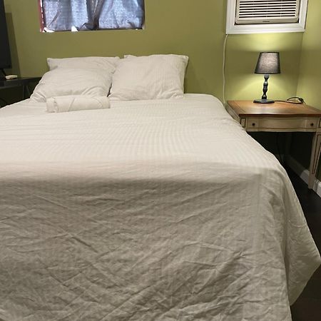 Private Standalone Room W/ Tv, Wifi & Ac In Carson Eksteriør billede
