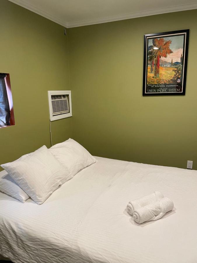 Private Standalone Room W/ Tv, Wifi & Ac In Carson Eksteriør billede