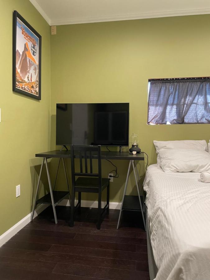 Private Standalone Room W/ Tv, Wifi & Ac In Carson Eksteriør billede
