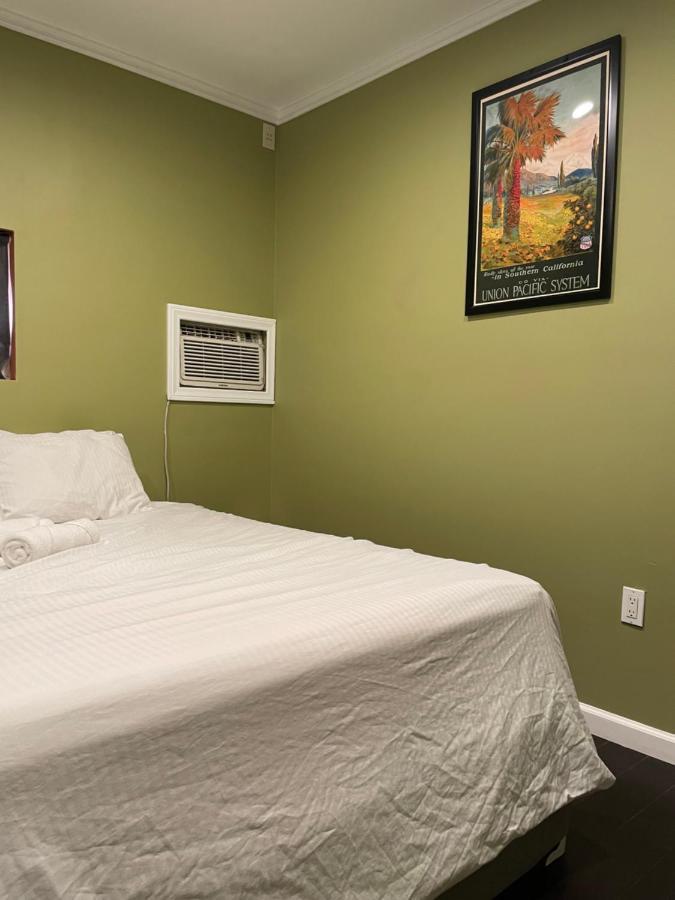Private Standalone Room W/ Tv, Wifi & Ac In Carson Eksteriør billede