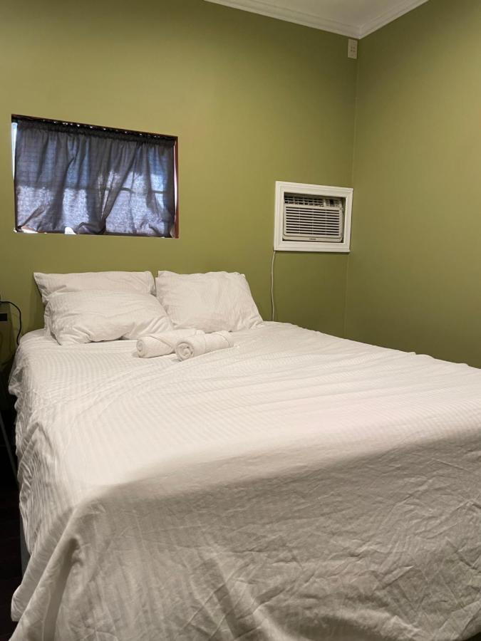 Private Standalone Room W/ Tv, Wifi & Ac In Carson Eksteriør billede