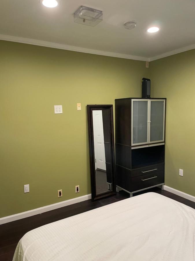 Private Standalone Room W/ Tv, Wifi & Ac In Carson Eksteriør billede