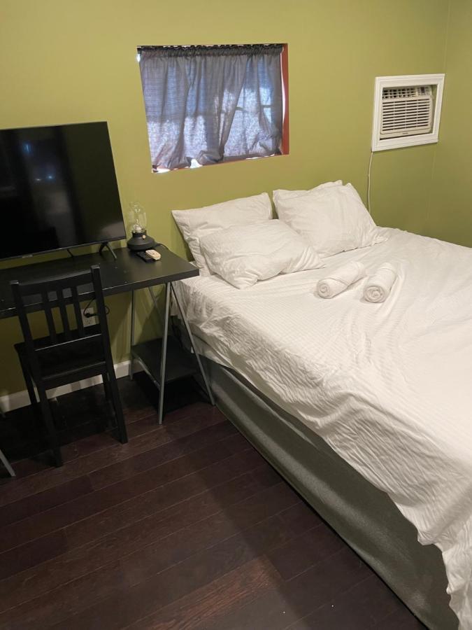 Private Standalone Room W/ Tv, Wifi & Ac In Carson Eksteriør billede